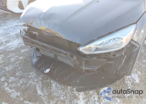 2016 Ford Focus Se z USA, uszkodzony, nr VIN 1FADP3F24GL314238